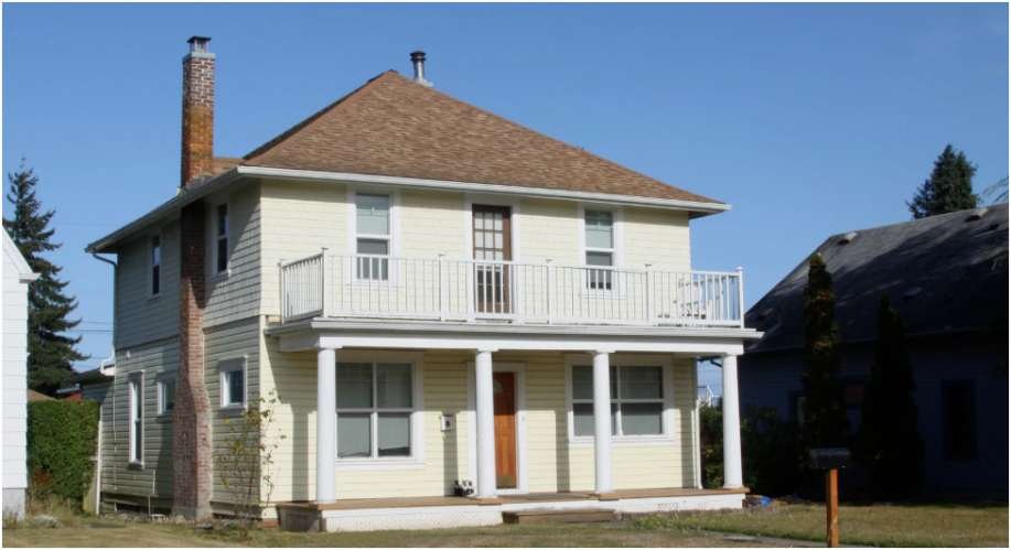 how to maintain an older home without major repairs